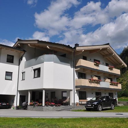 Gaestehaus Holaus Майрхофен Экстерьер фото