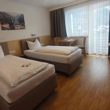 Gaestehaus Holaus Майрхофен Экстерьер фото