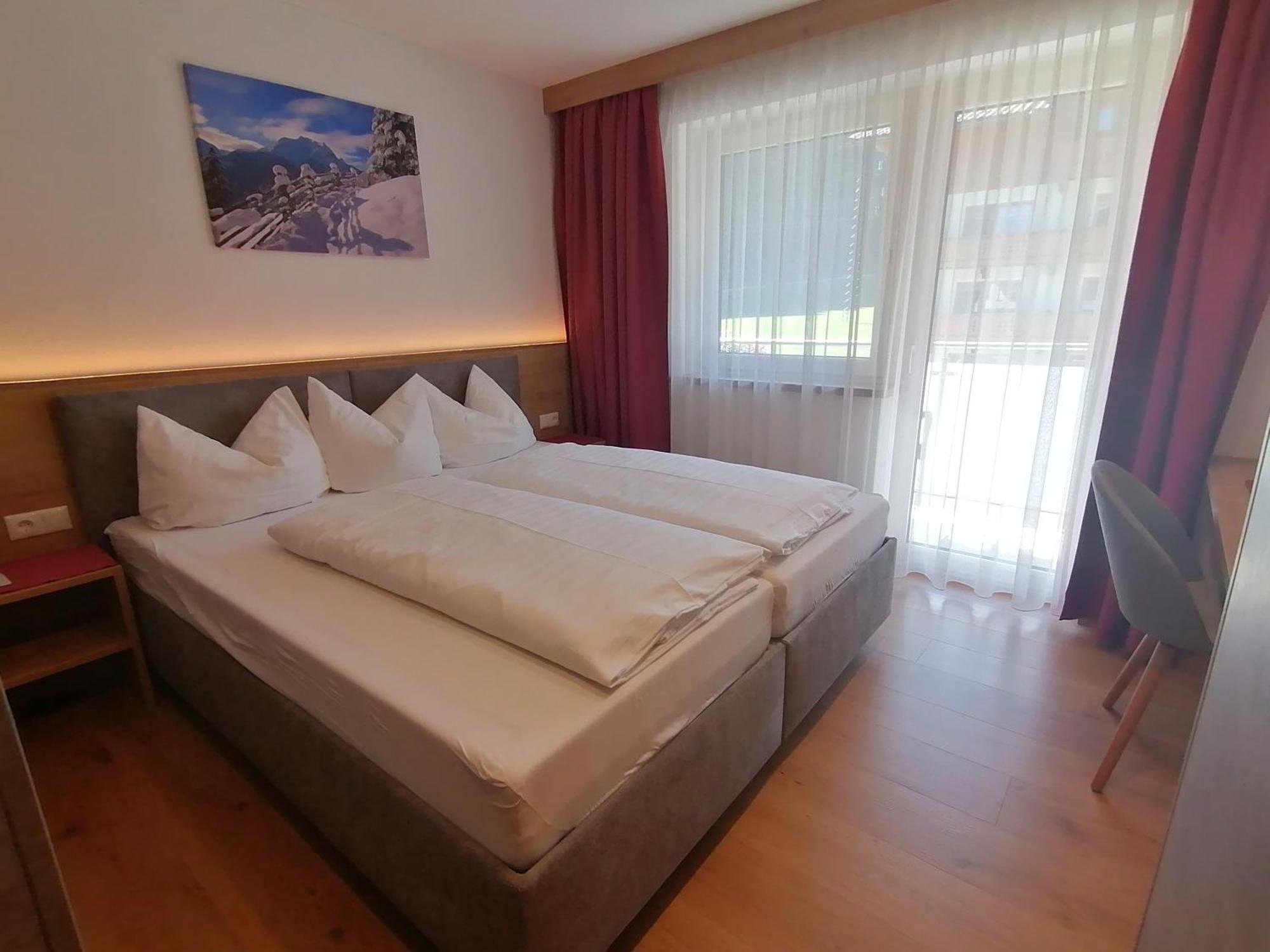 Gaestehaus Holaus Майрхофен Экстерьер фото